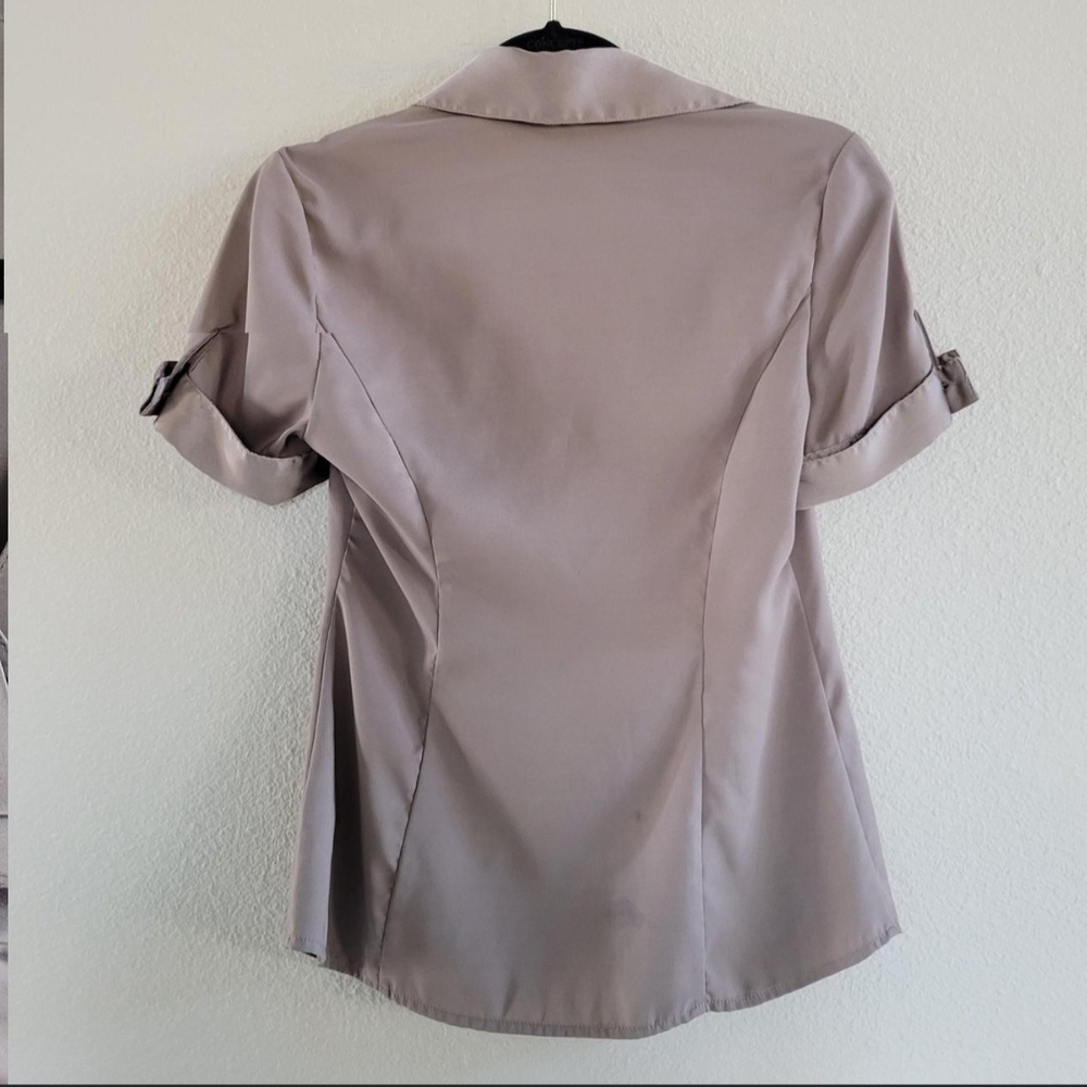 Express Tan Gray Fitted Buttoned Blouse - image 3